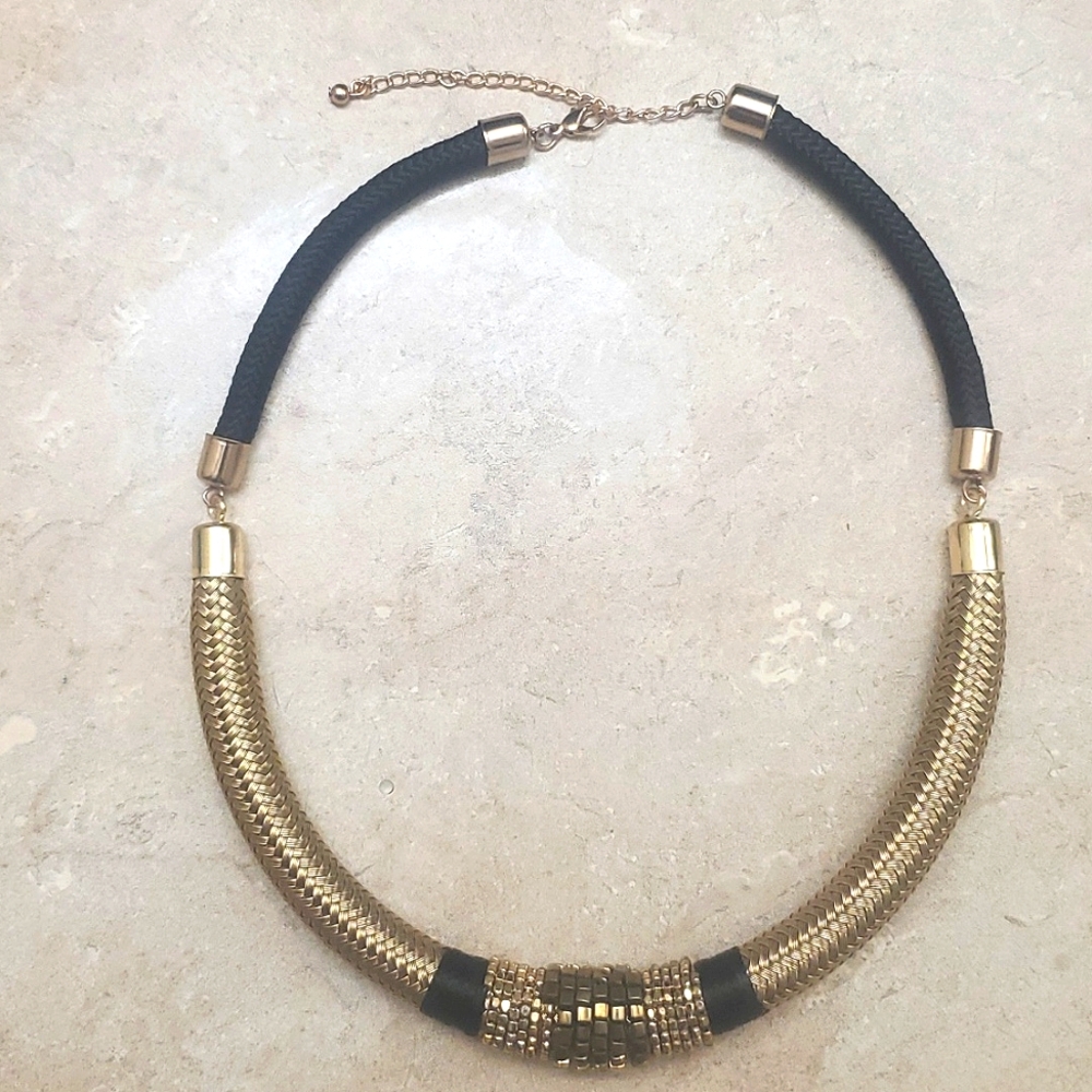 Gold/Black Metal Necklace